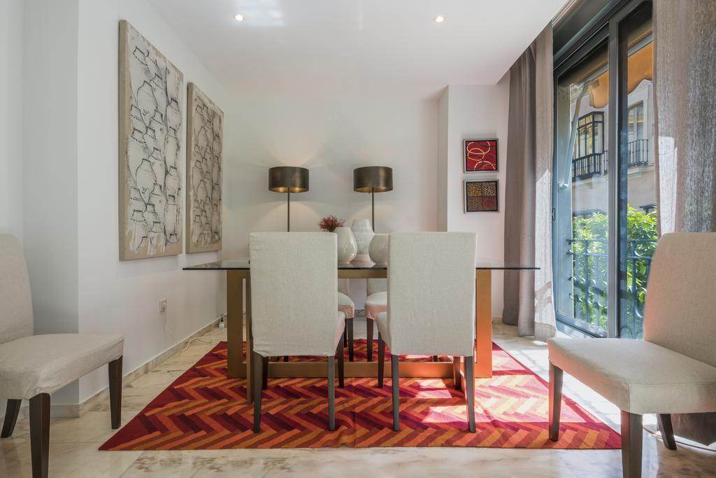 Genteel Home Vinuesa Seville Exterior photo