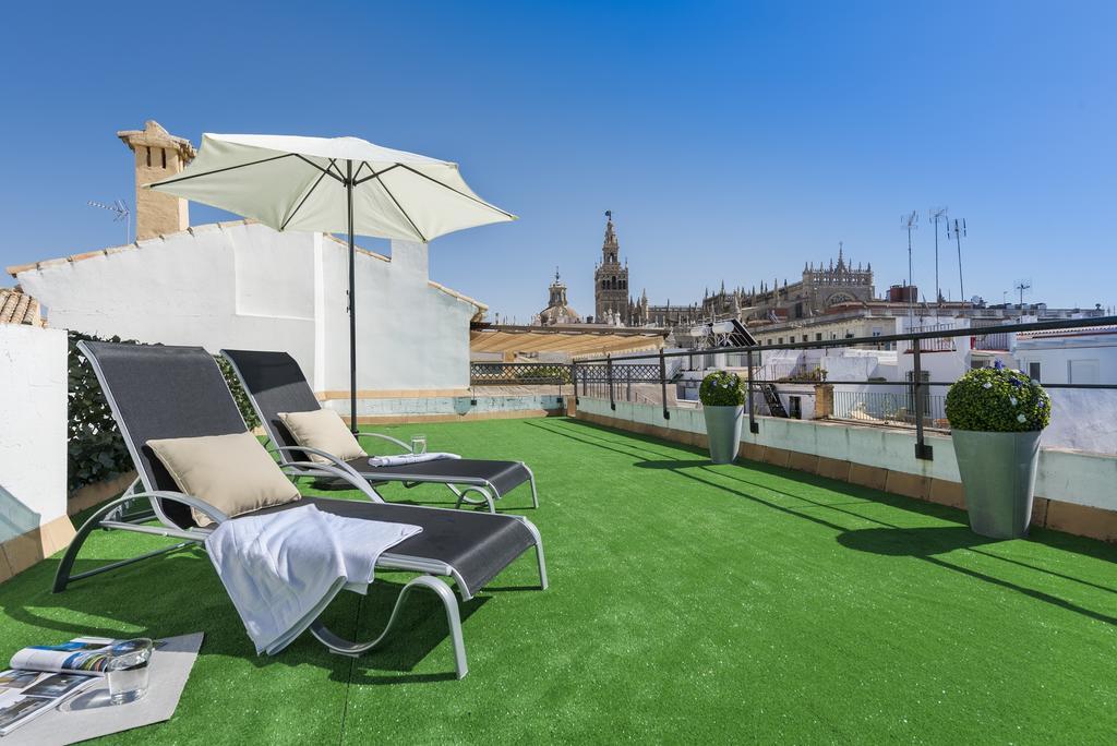 Genteel Home Vinuesa Seville Exterior photo